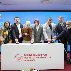 Bakanımız Göktaş, "Engelli Vatandaşların Kamu Kurumlarına Yerleştirilmesi Töreni"ne katıldı - fotoğraf 1