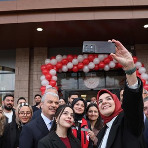 Bakanımız Göktaş, Meliha Ercan ve Asım Cengiz Huzurevi Yaşlı Bakım ve Rehabilitasyon Merkezlerinin Açılışını Yaptı - fotoğraf 2