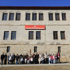 Bitlis'te Annemle Kütüphanedeyim Projesi Devam Ediyor - fotoğraf 1