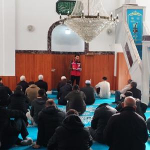 İl Müdürlüğümüze bağlı Sosyal Hizmet Merkezlerimiz tarafından ilimiz genelindeki camilerde cuma namazı öncesi koruyucu ve önceliyici hizmetlerimiz kapsamında, eğitimlerimiz devam ediyor. - fotoğraf 4