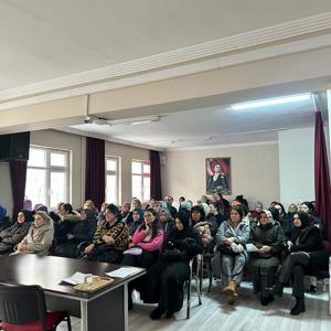 İl Müdürlüğümüze Bağlı Sosyal Hizmet Merkezlerimiz Tarafından İlimiz Genelindeki Okullarda Düzenlediğimiz Eğitimlerimiz Düzenli Olarak Devam Ediyor. - fotoğraf 2