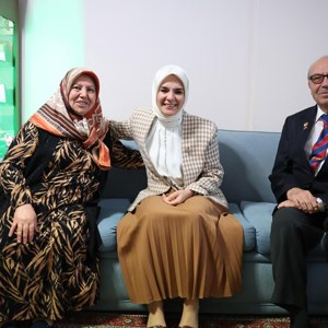 Aile ve Sosyal Hizmetler Bakanımız Göktaş'tan evliliklerinin 50. yılını kutlayan Küçük çiftine sürpriz ziyaret - fotoğraf 3