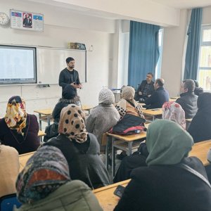 "Teknoloji Bağımlılığı Eğitimi" - fotoğraf 1