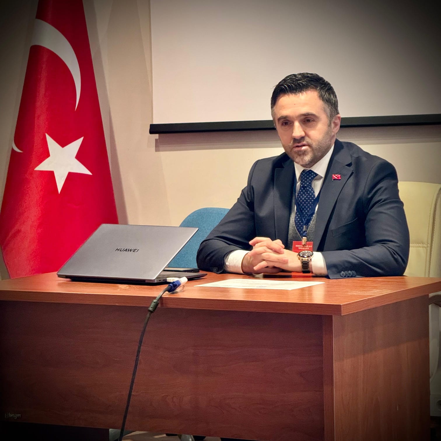 Yıldız Teknik Üniversitesinde düzenlenen sosyal bağların rolü ‘Sosyal Bağ Evi’ isimli TÜBİTAK projesi çalıştayına İl Müdürümüz Sn. Ömer TURAN katılım göstermiştir.