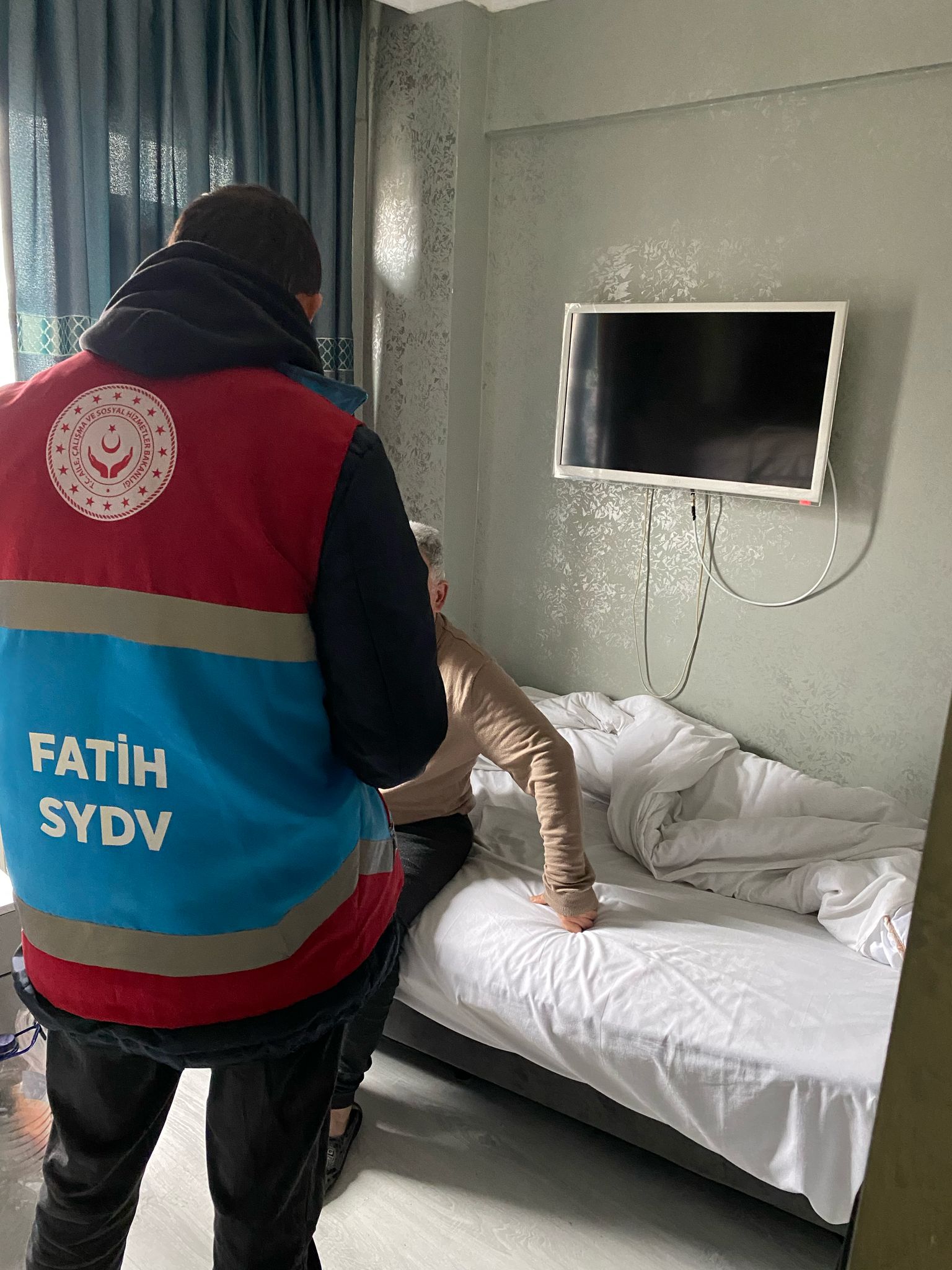 Bakanlığın genelgesi kapsamında kimsesizlere sıcak yuva sağlanıyor