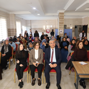 2025 AİLE YILI ETKİNLİKLERİ KAPSAMINDA DÜZENLEDİĞİMİZ ‘BAĞIMLILIKLA MÜCADELE’ KONULU SÖYLEŞİ - fotoğraf 2