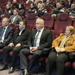 Piazza AVM Çalışanlarına Kadına Yönelik Şiddetle Mücadele Eğitimi - fotoğraf 1