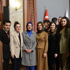 Bakanımız Göktaş, TBMM'deki şehit aileleri ve gazilerle iftar programına katıldı - fotoğraf 3