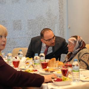 75. Yıl Huzurevi Yaşlı Bakım ve Rehabilitasyon Merkezi'nde İftar Programı - fotoğraf 2