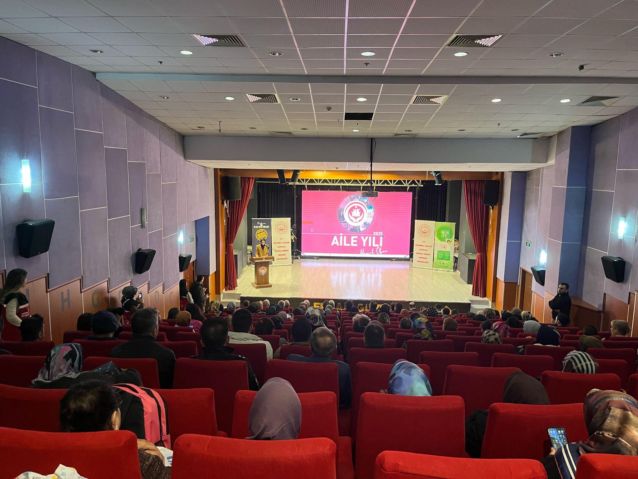 İl Müdürlüğümüze Bağlı Sosyal Hizmet Merkezlerimiz Tarafından İlimiz Genelindeki Okullarda Düzenlediğimiz Eğitimlerimiz Düzenli Olarak Devam Ediyor.