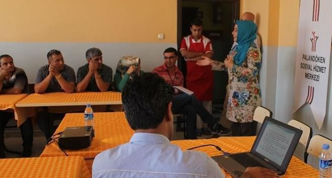 Erzurum'da AEP kapsamında “İletişim ” semineri verildi.