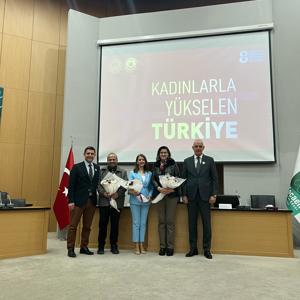 İl Müdürlüğümüz tarafından hazırlanan 8 Mart Dünya Kadınlar Günü, "Güçlü Kadınlar Güçlü Yarınlar" temalı program Kocaeli Ticaret Odasında gerçekleştirildi. - fotoğraf 4