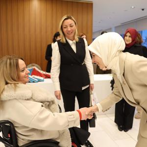 Bakanımız Göktaş: "Türkiye olarak iş hayatında güçlendiren politikalarla kadınları desteklemeye gayret ediyoruz" - fotoğraf 2