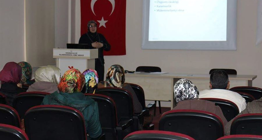 Erzurum'da AEP kapsamında 20 kişiye ‘’Etkili İletişim’’ ve ‘’Öfke Kontrolü’’  eğitimi verildi.