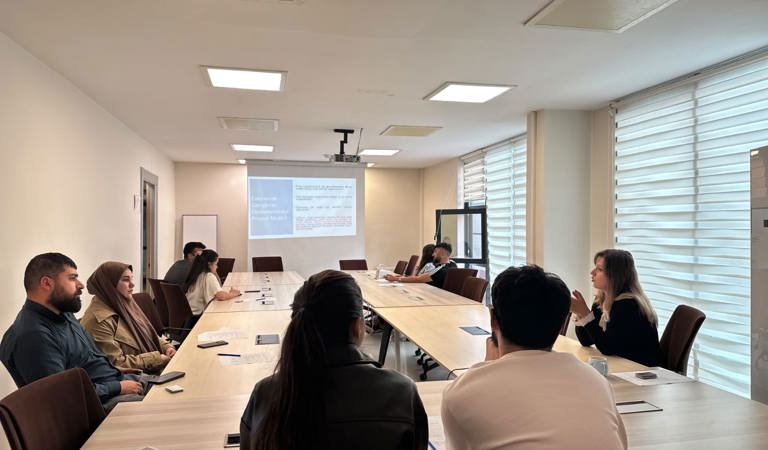 📌 Evlilik Öncesi Eğitim Programı