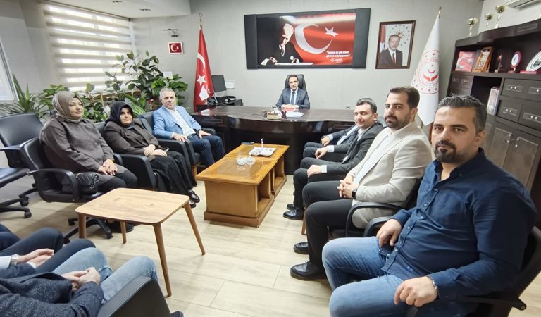 Ak Parti Batman İl Başkanı Hüseyin Şansi Ve Beraberindeki Heyetten İl Müdürümüz Ahmet Kırtay’a Ziyaret