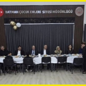 Batman Çocuk Evleri Sitesi’nde Devletimizin Himayesindeki çocuklarımızla iftar yapıp, yaş günü olanların gününü kutlama - fotoğraf 2