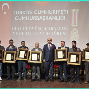  “Devlet Övünç Madalyası" - fotoğraf 7