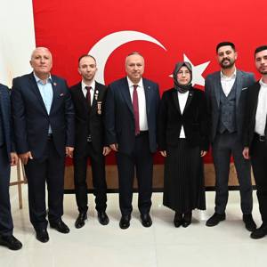 Şehit Aileleri ve Gazilerimizle Ramazan’ın Bereketini Paylaşıyoruz  - fotoğraf 1
