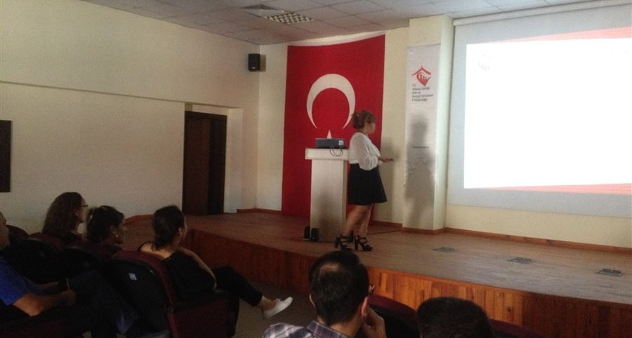 İstanbul’ da Aile Eğitimi Programı kapsamında 75 kişiye “Aile Birlikteliğinin Önemi ve Desteklenmesi” adlı eğitim verildi.