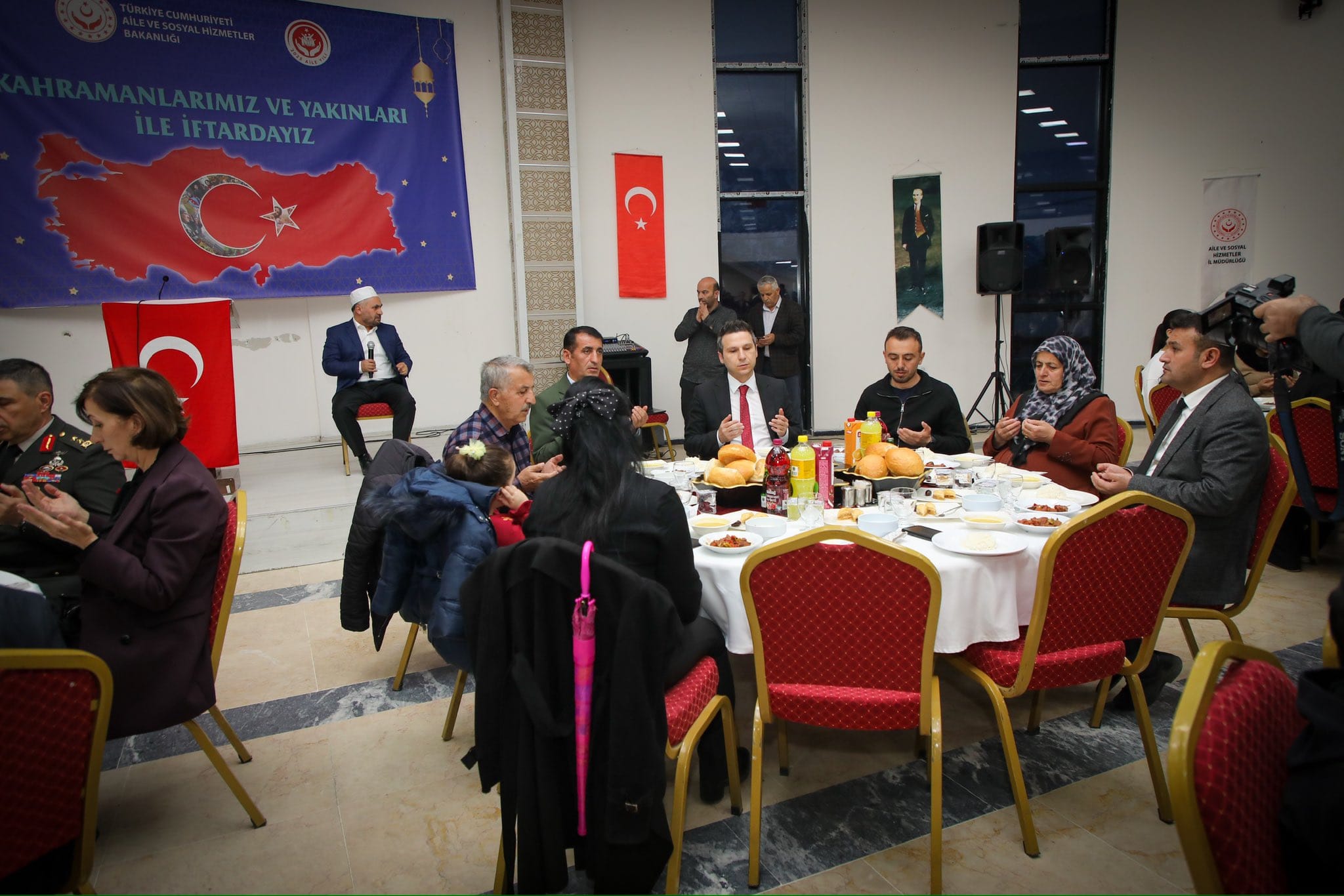 Şehit Aileleri ve Gaziler İçin İftar Programı Düzenlendi