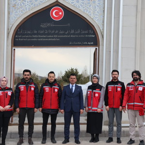 2025 Aile Yılı kapsamında, 18 Mart Çanakkale Zaferi ve Şehitleri Anma Günü dolayısıyla 15 Temmuz Şehitliği, Kars kapı Şehitliği ziyareti yapıldı. - fotoğraf 4