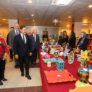 Varlıklarıyla Hayatımızı Bereketlendiren Ulu Çınarlarımızın "Yaşlılar Haftası" Kutlu Olsun. - fotoğraf 3