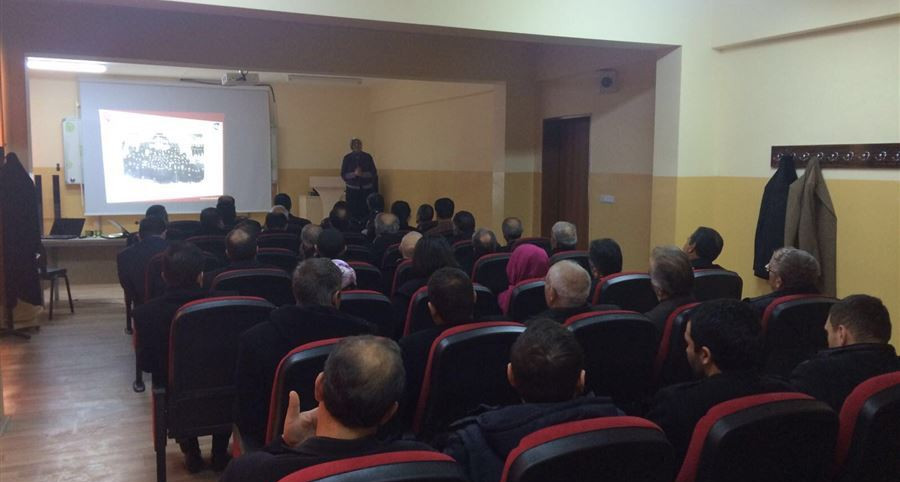 Erzurum'da Aile Eğitim Programı (AEP) çerçevesinde "Aile İçi İletişim" eğitimi verildi.