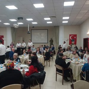 Şehit Aileleri Ve Gaziler İftar Yemeğinde Buluştu. - fotoğraf 3