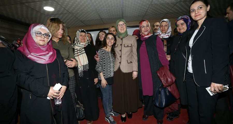 Bakan Dr. Sema Ramazanoğlu, Van'da açıklamalarda bulundu.