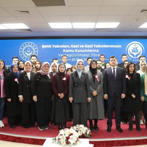 Bakanımız Göktaş, Şehit Yakınları, Gazi ve Gazi Yakınlarının Kamu Kurumlarına Yerleştirilmesi Törenine Katıldı - fotoğraf 9