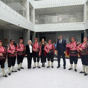 Yaşlılara Saygı Haftası'nda Çınarlarımızla Bir Aradayız - fotoğraf 3