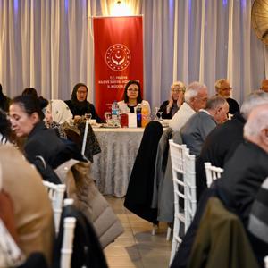 Yaşlılara Saygı Haftası Kapsamında  İftar Programı Düzenlendi - fotoğraf 4