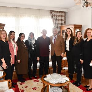2025 Aile Yılı kapsamında, evliliklerinde 50. ve 25. yıllarını geride bırakan ailelerimize ziyaret gerçekleştirildi. - fotoğraf 1