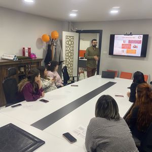İletişim Eğitimi ve Koruyucu Aile Tanıtımı Yapıldı. - fotoğraf 4