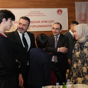 Kahramanlarımız, Yakınları ve Çınarlarımız ile İftardayız - fotoğraf 3