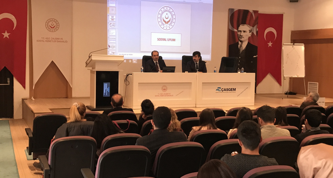 Sosyal Uyum Birimlerinde çalışacak 100 mesleki personelin “Hizmet İçi Eğitim Programı” Ankara ÇASGEM’de gerçekleştirildi