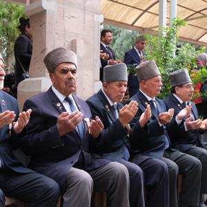Çanakkale Zaferi’nin 110. Yıl Dönümünde Şehitlerimizi Rahmetle Andık - fotoğraf 7