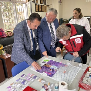 Bakanımız Sayın Mahinur Özdemir Göktaş'ın Talimatlarıyla 81 İl Müdürlüğüne Bakanlığımızda Görev Yapan İdarecilerin Aile Yılı Münasebetiyle Ziyaretleri Kapsamında İlimizde BTGM Daire Başkanı Nadir Halıcı Ziyaretlerini Gerçekleştirdi - fotoğraf 5