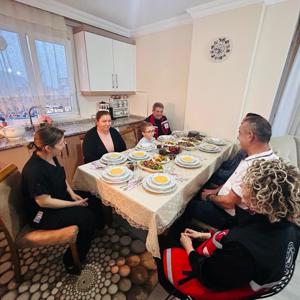 Bakanımız Sayın Mahinur Özdemir Göktaş'ın Talimatlarıyla 81 İl Müdürlüğüne Bakanlığımızda Görev Yapan İdarecilerin Aile Yılı Münasebetiyle Ziyaretleri Kapsamında İlimizde BTGM Daire Başkanı Nadir Halıcı Ziyaretlerini Gerçekleştirdi - fotoğraf 25