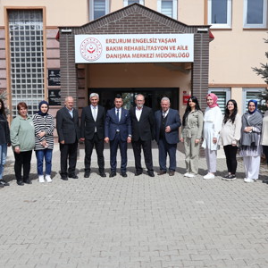 Genel Müdür Yardımcısı Ahmet Taşan’ın Erzurum Engelsiz Yaşam Bakım Rehabilitasyon ve Aile Danışma Merkezini  Ziyareti - fotoğraf 9