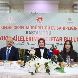 Aile ve Sosyal Hizmetler Bakanımız Göktaş, Kastamonu'da koruyucu ailelerle iftarda buluştu: - fotoğraf 1
