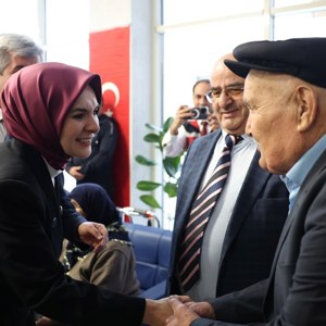 Aile ve Sosyal Hizmetler Bakanımız Göktaş, Kastamonu'da koruyucu ailelerle iftarda buluştu: - fotoğraf 6
