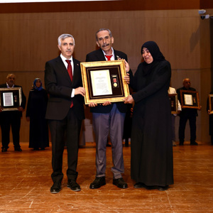 Devlet Övünç Madalyası Tevcih Töreni Mehmet Akif Ersoy Kültür Merkezinde Gerçekleştirildi - fotoğraf 7