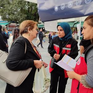 İl genelinde sahaya çıkan ekiplerimiz koruyucu ve önleyici sosyal hizmet modelleri hakkında farkındalık oluşturmuş, bilgilendirme ve broşür dağıtımı gerçekleştirilmiştir. - fotoğraf 2