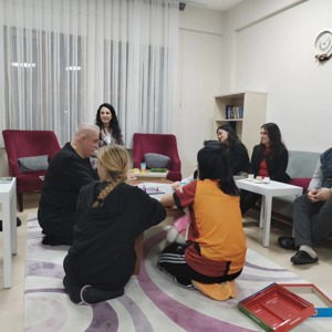 Melisa, Melek ve Ünzile'nin Doğum Günü Coşkusu - fotoğraf 4