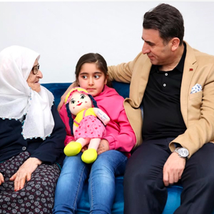 Dört Kuşak Bir Arada Yaşayan Geniş Aile - fotoğraf 3