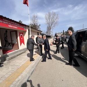 Ramazan Bayramı Arifesinde Şehitlerimiz Dualarla Yad Edildi  - fotoğraf 9