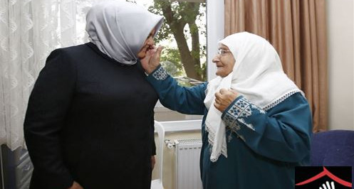 Bakan Ayşen Gürcan'ın 1 Ekim Dünya Yaşlılar Günü Mesajı