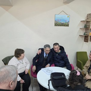 Vali Yardımcımız Şeref Aydın, Yaşar Doğu Bakım Rehabilitasyon ve Aile Danışma Merkezi'ni Ziyaret Etti - fotoğraf 1